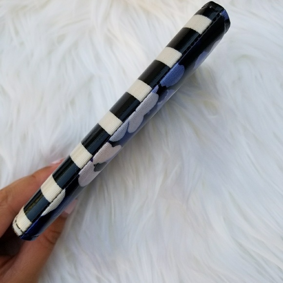 Kate Spade Cedar Floral Stripe Passport Holder - Picture 3 of 4